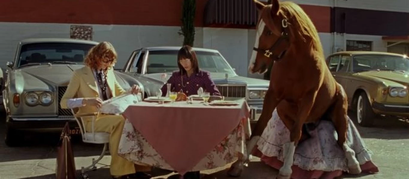 Ο Γιώργος Λάνθιμος σκηνοθετεί το νέο διαφημιστικό για τον οίκο Gucci και το αποτέλεσμα είναι σουρεαλιστικό (βίντεο)